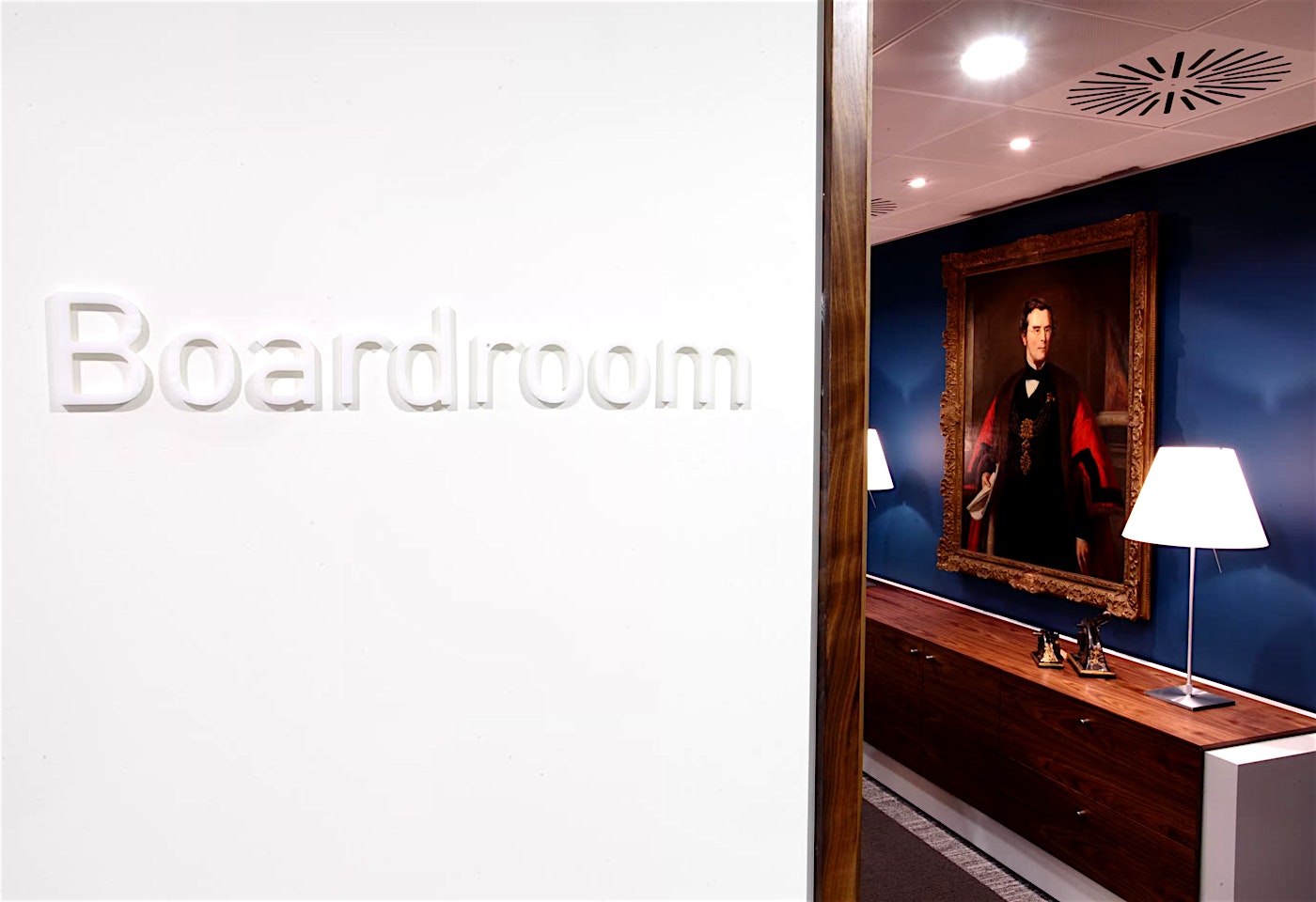 The Boardroom london bridge meeting room 