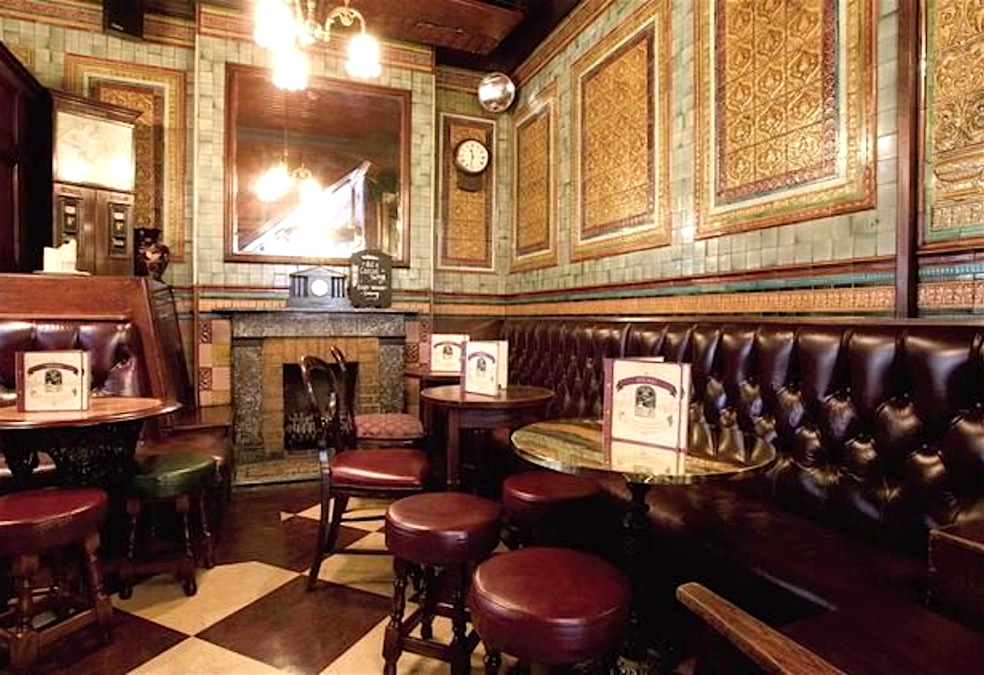 The West End pub that inspired Orwell (well, one of them): The Dog and Duck1