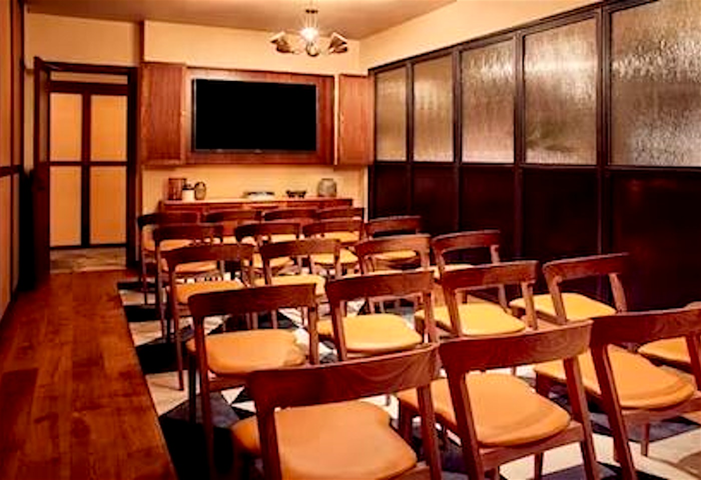 A unique meeting room that is not as laid-back as the name suggests: The Living Room, Hoxton Holborn image 3