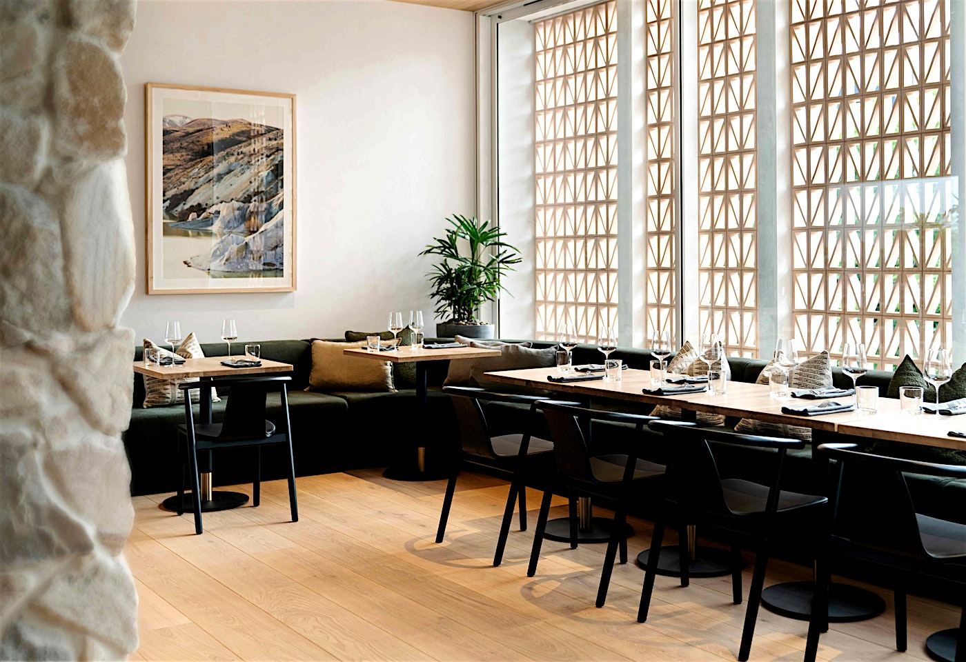 Level One, The Lodge Bar & Dining, James St image 2