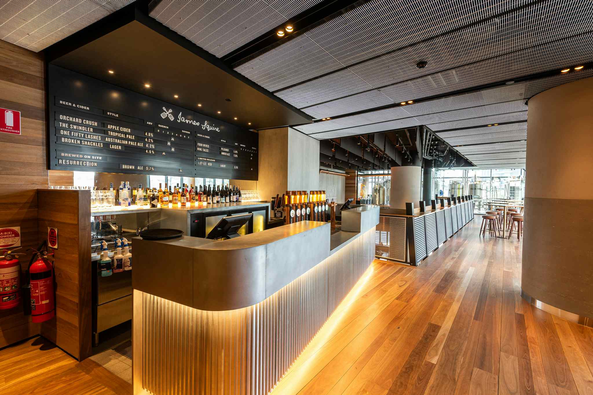 The Lucky Squire | THE BREWERS DECK Exclusive Hire | Venue Hire Gold Coast | 2
