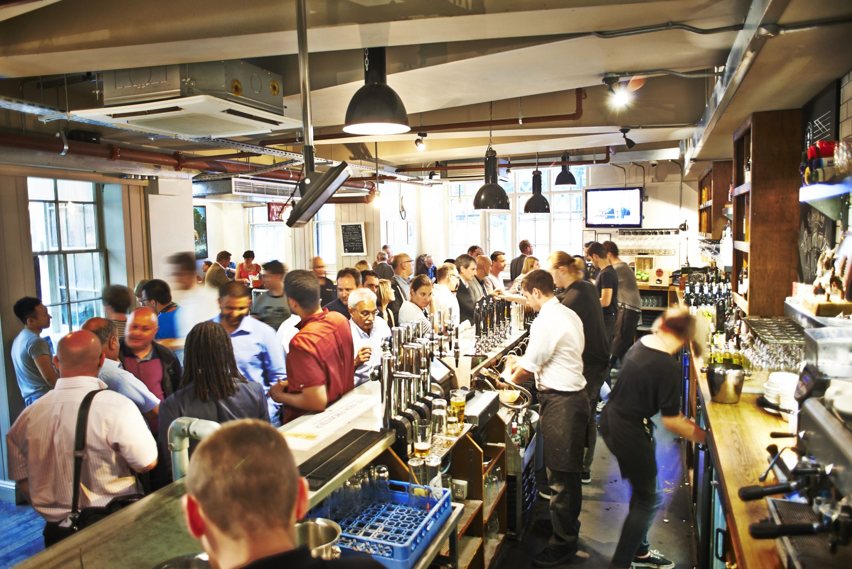 A people watchers dream: The Parcel Yard image 3