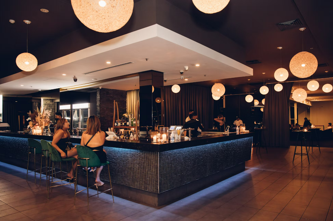 The Promenade Docklands | Waterfront Bar | Venue Hire Melbourne | 1