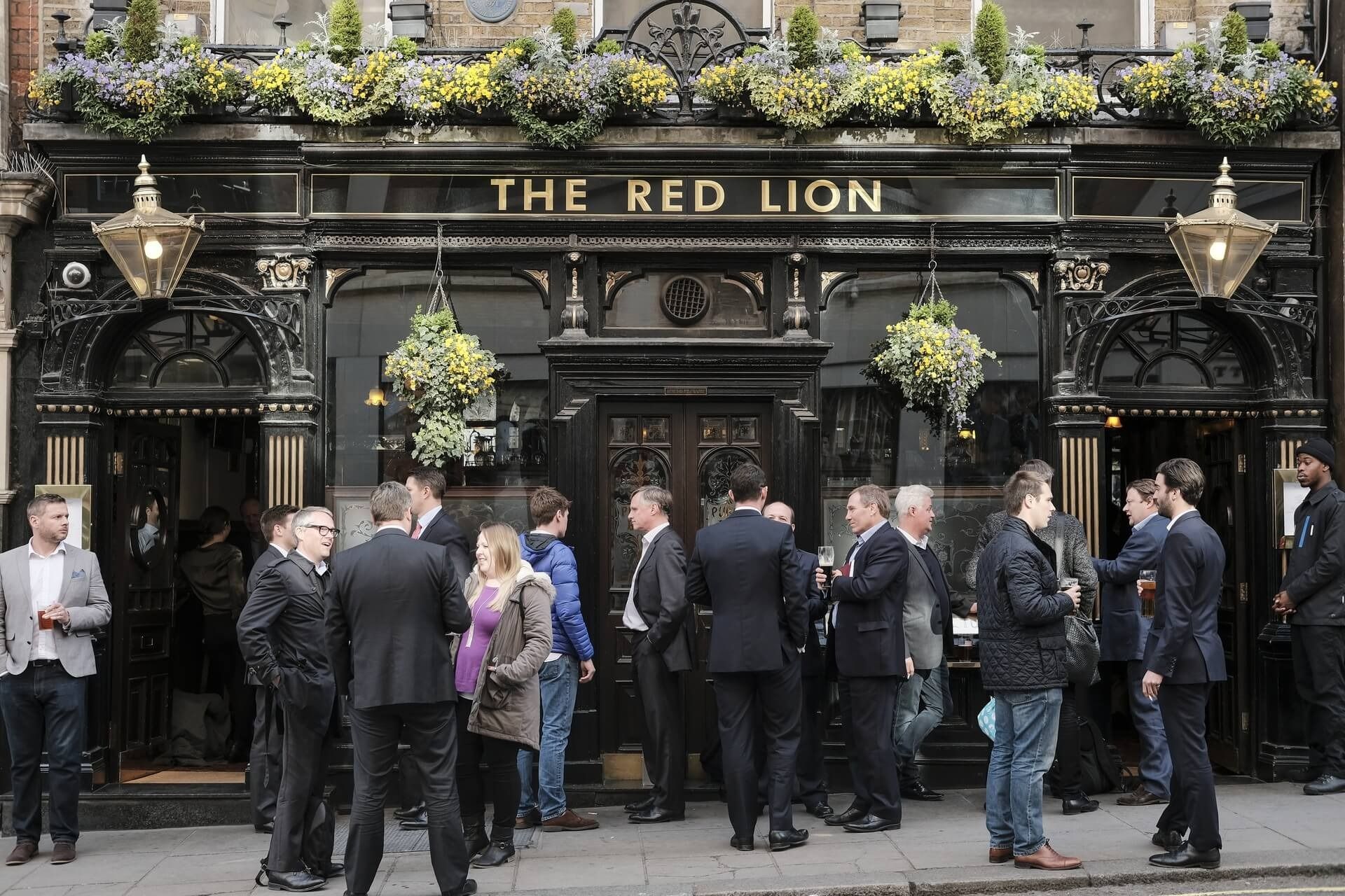 The Red Lion Mayfair pubs 1