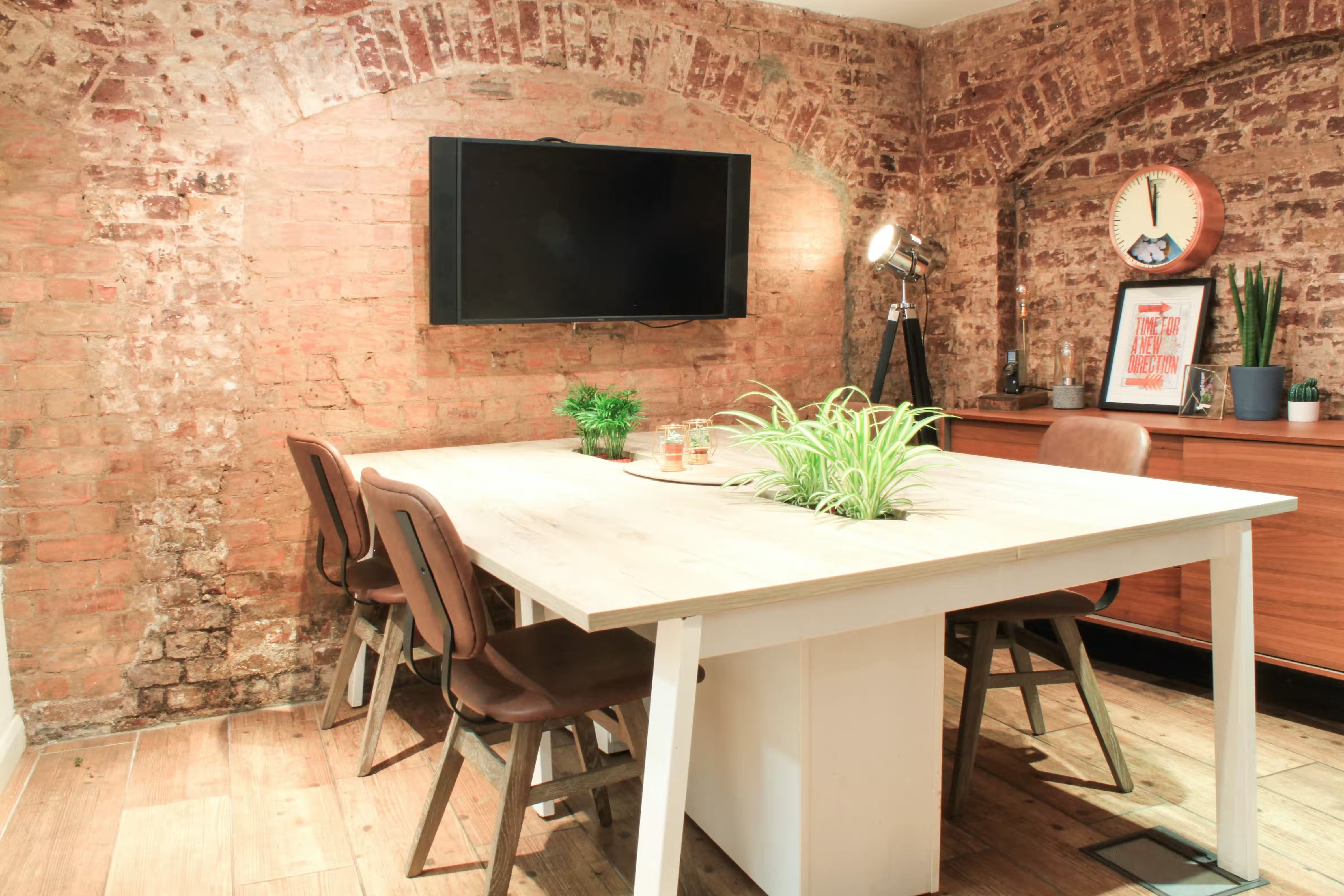 The Travel Cafe London meeting room 1