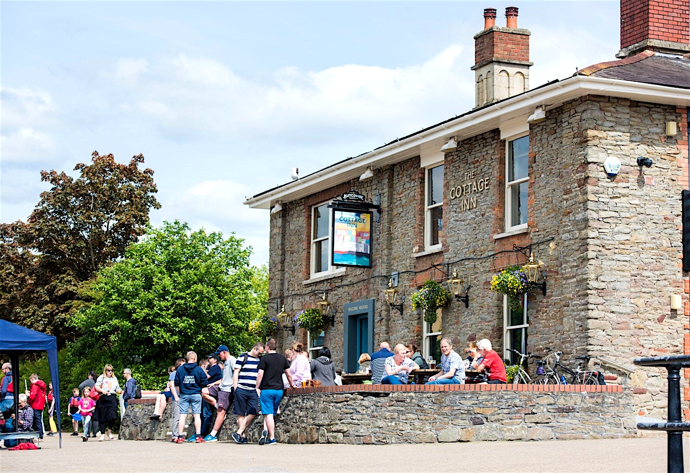 The cottage inn harbourside pub 