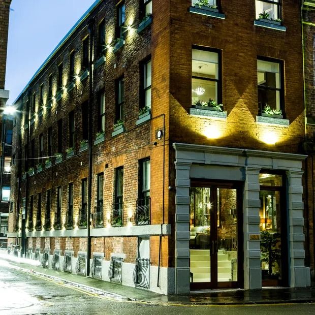 The cow hollow manchester hotel 1