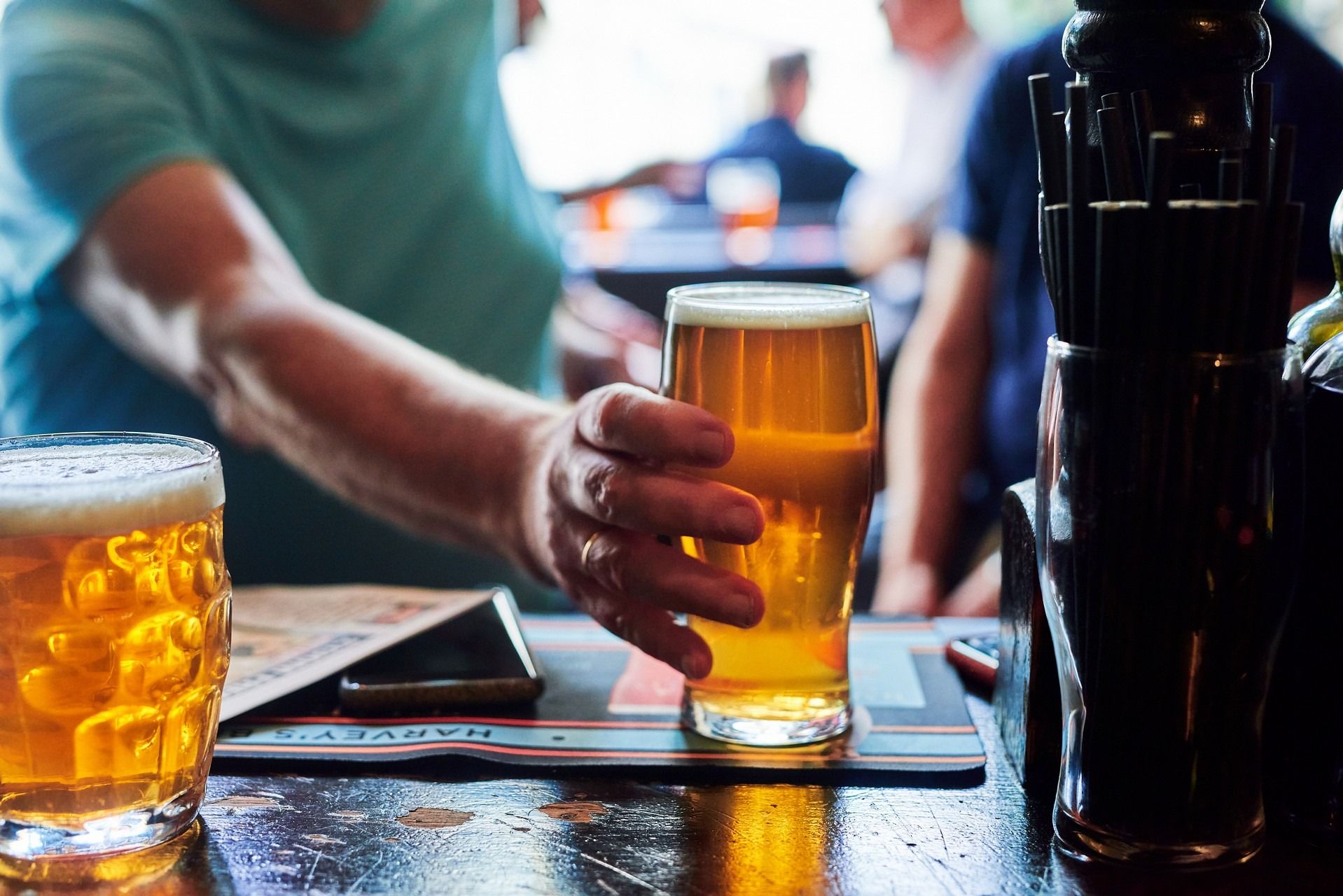 The harp west end pub