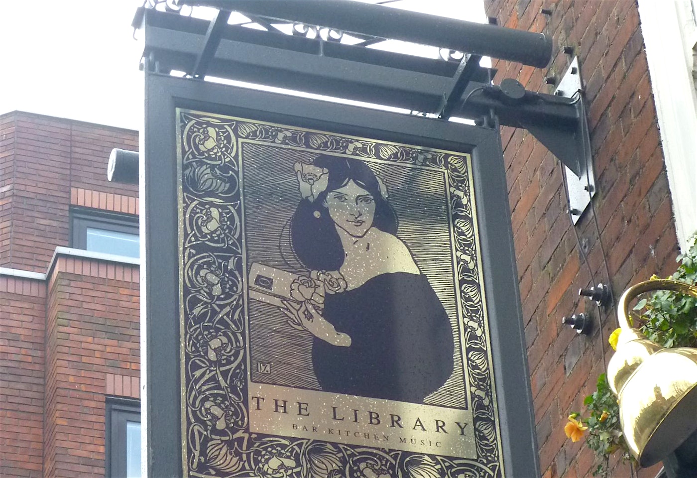 The library Islington Upper Street Pubs