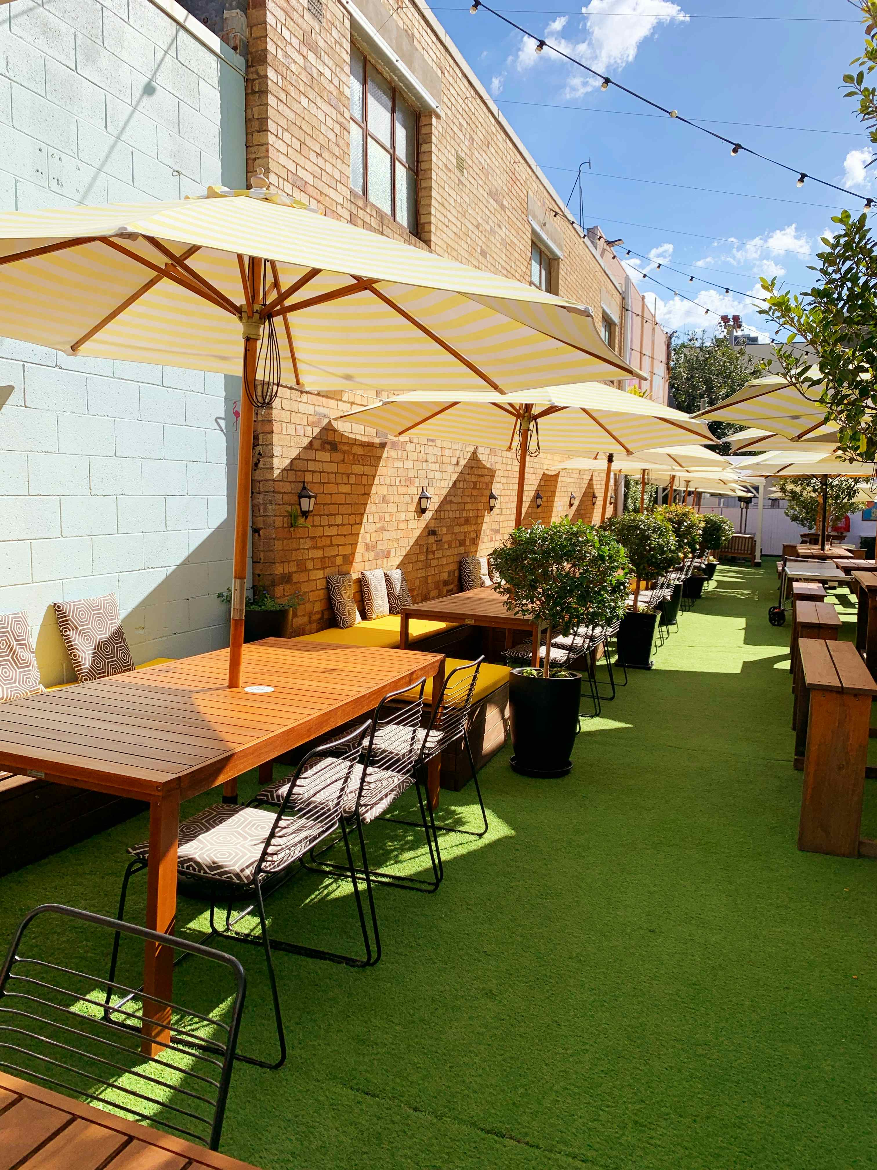 Tropicana, Summa House  image 3