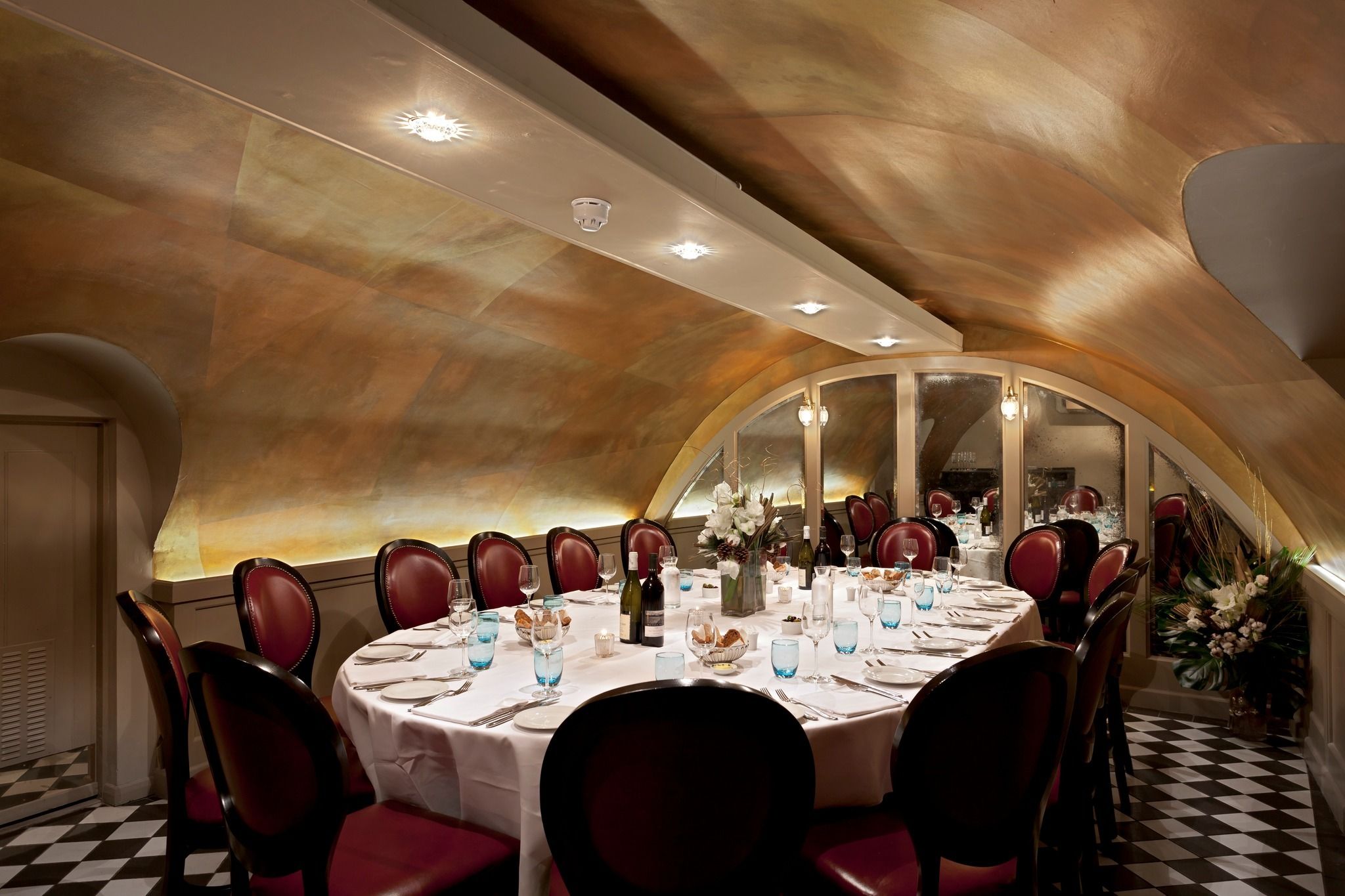 Tuttons, private room in London