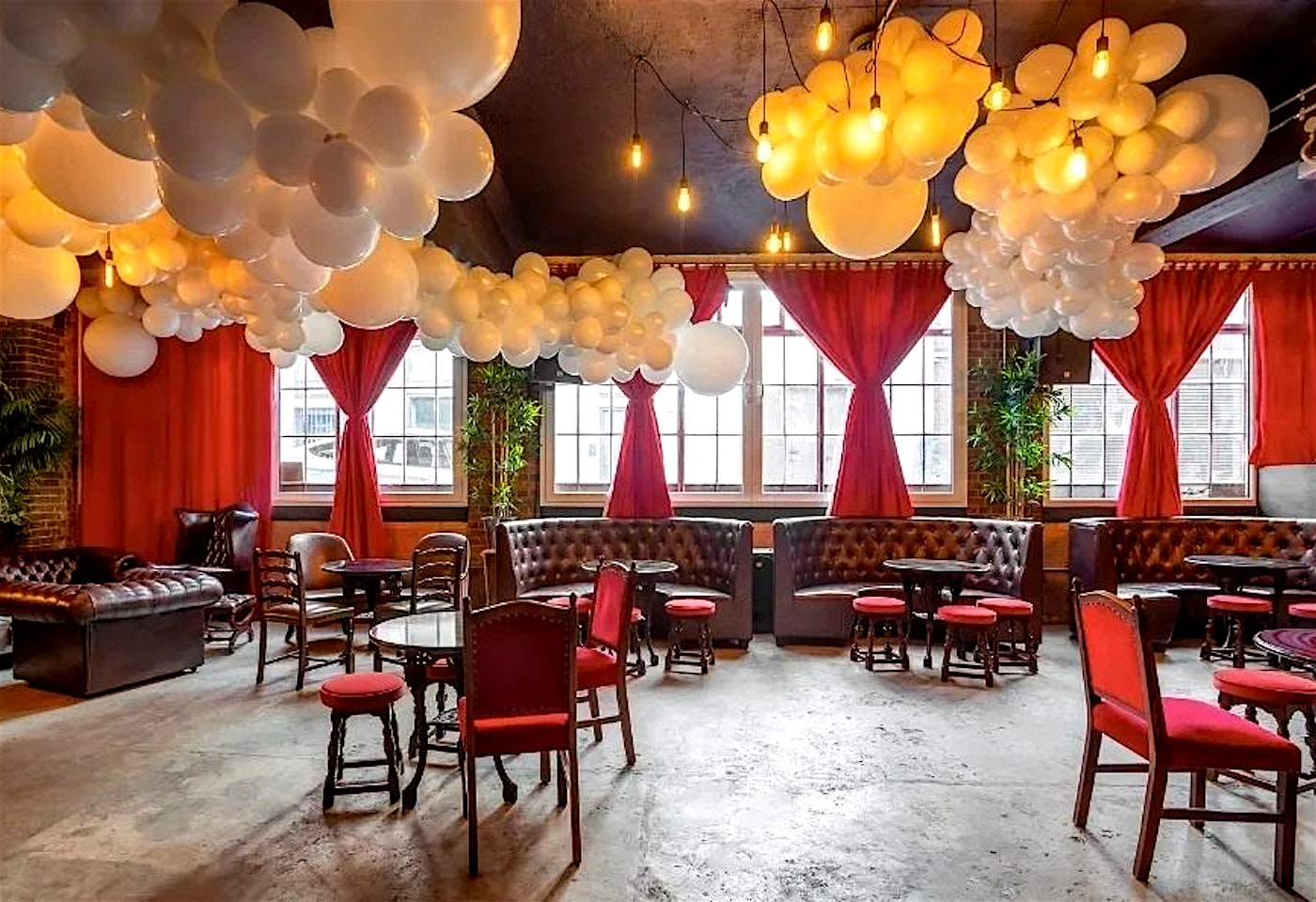 A speak-easy style venue for your big birthday blowout: U7 Lounge image 3