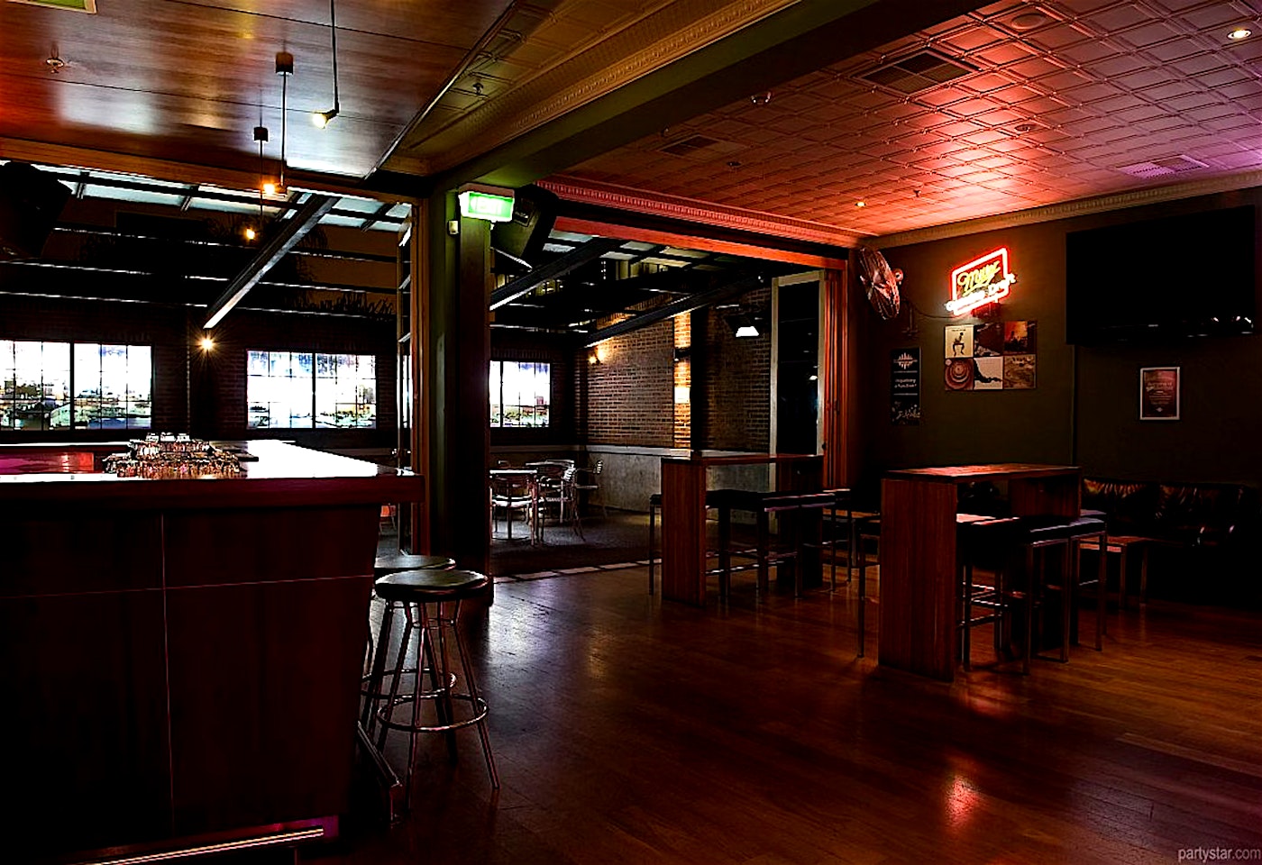 Rooftop Bar, Universal Bar image 3