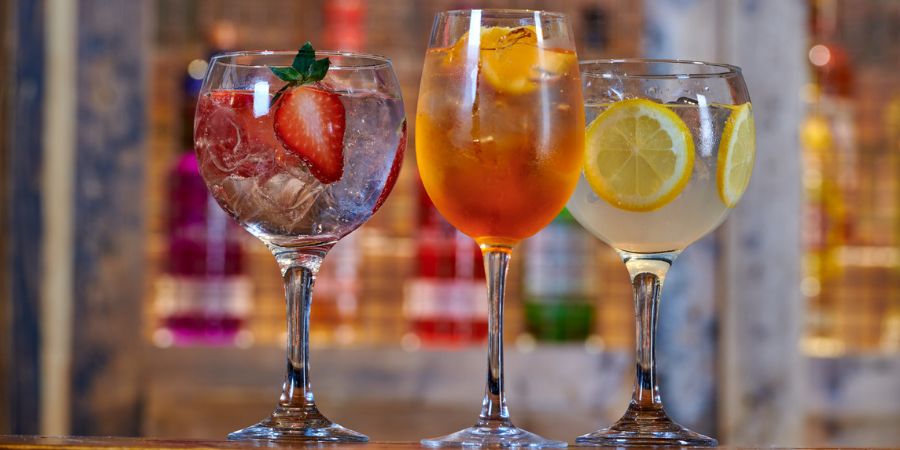 Upper Street Pubs London  The Vineyard Islington