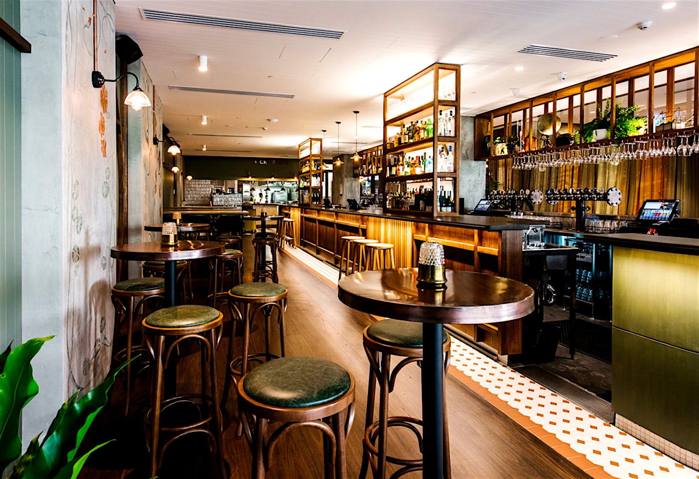 Lover's Lane, Verandah Bar1