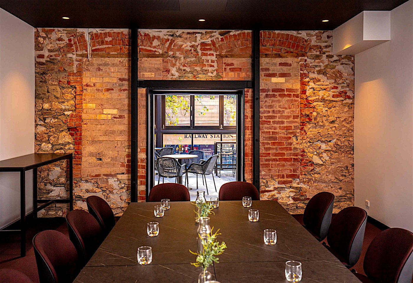 Verandah Private, Strathmore Hotel1