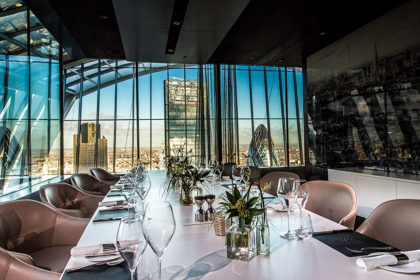 Hire Private dining rooms with a view venues