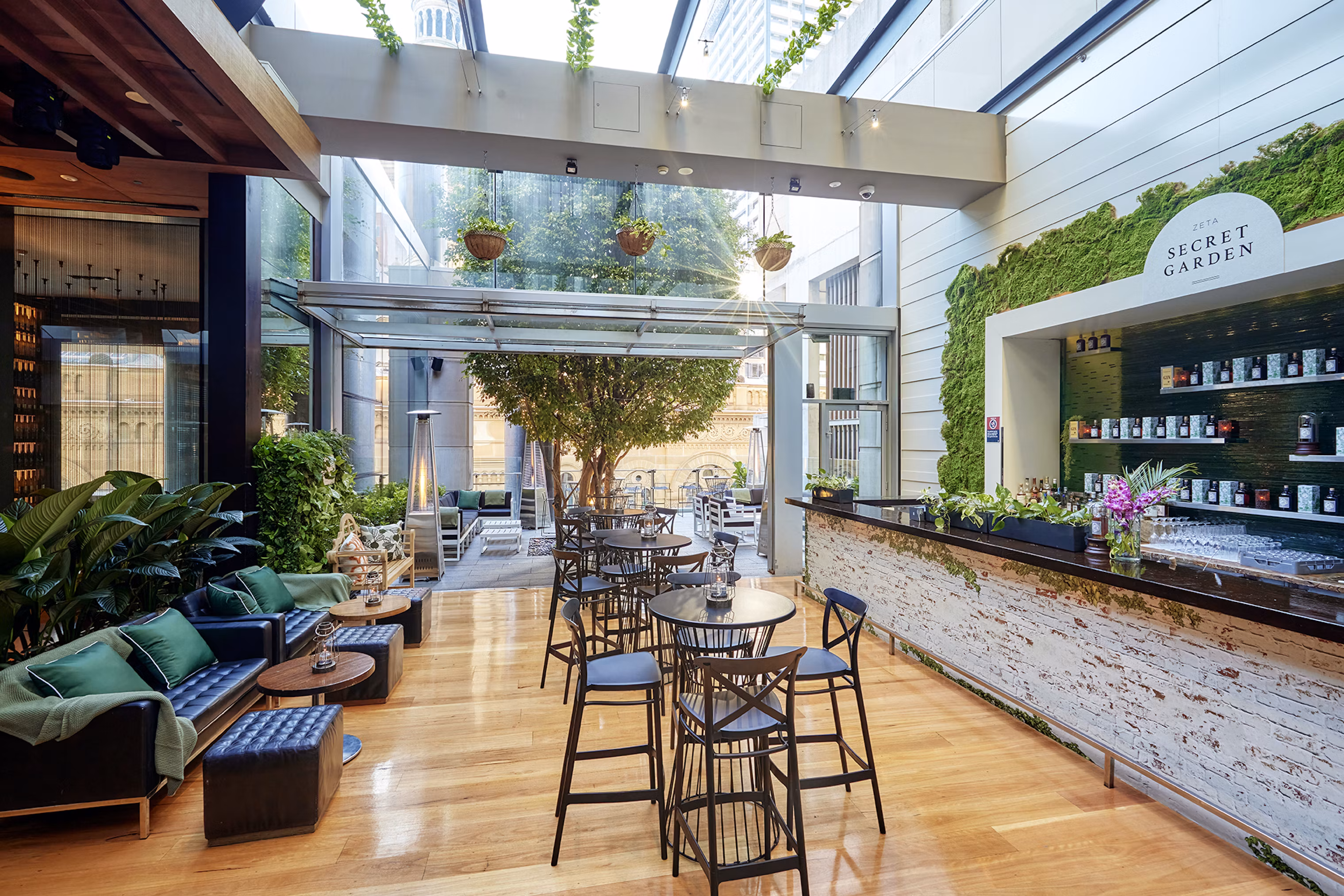 Back Bar and Terrace, Zeta Bar1