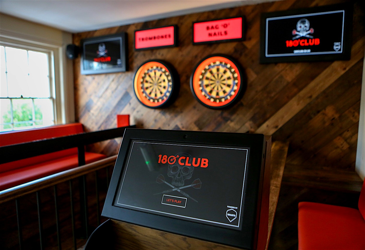 180 darts club at austrin friars balls brothers city of london team-building activity venue