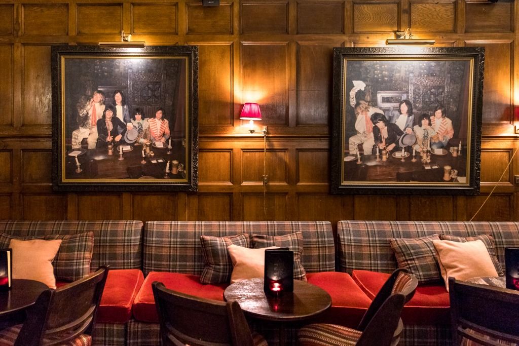 interior of bar 190 south kensington cocktail bar