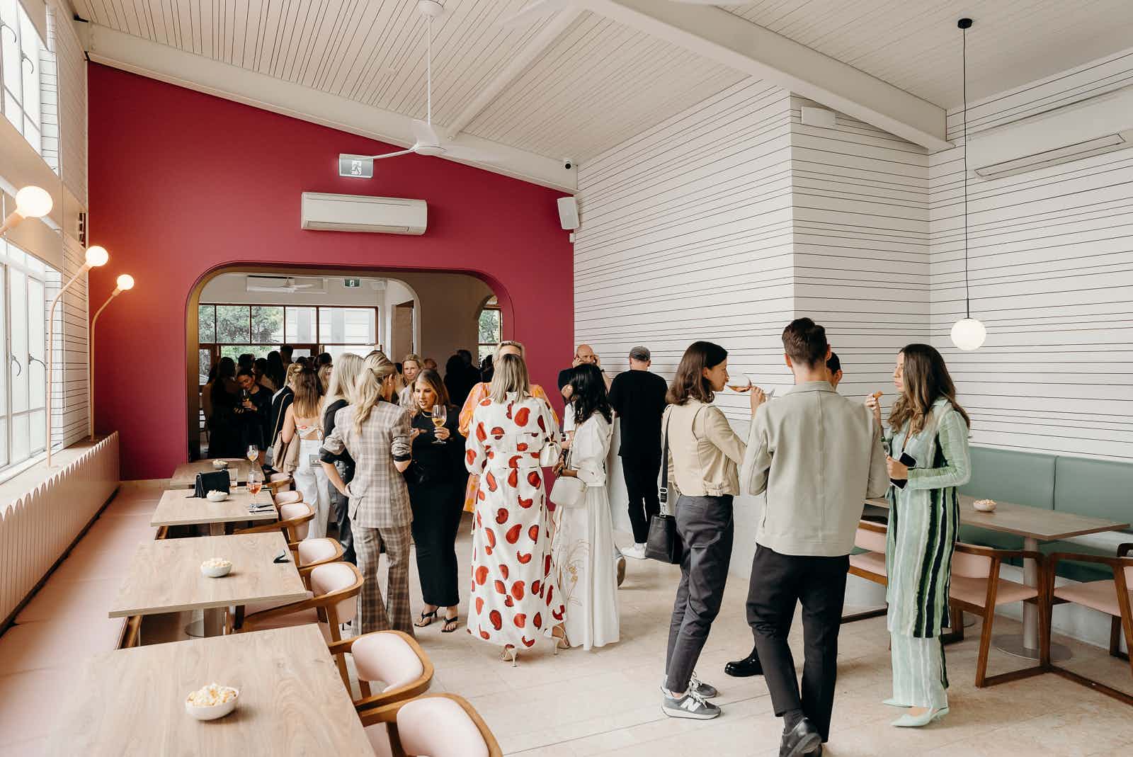 BarRiot!, Dining Room  image 2