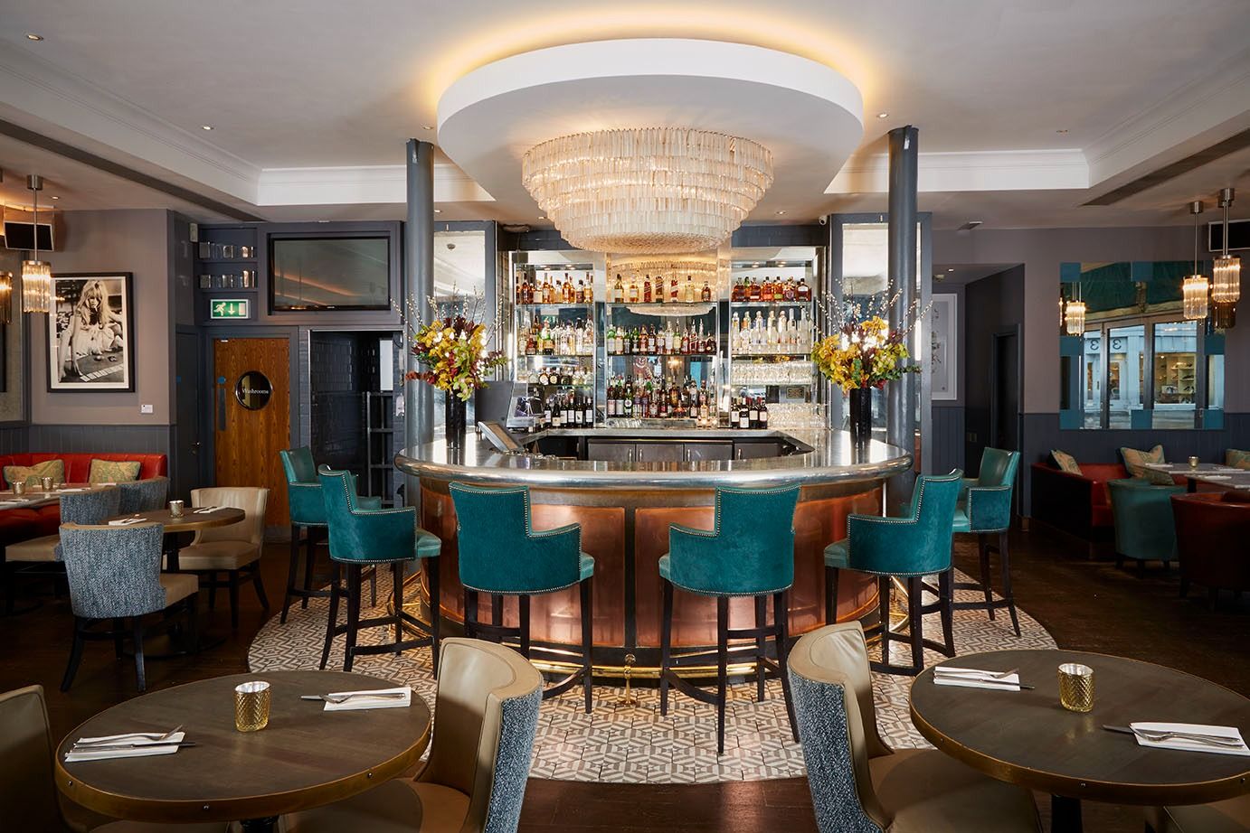 interior of beaufort house chelsea london bar