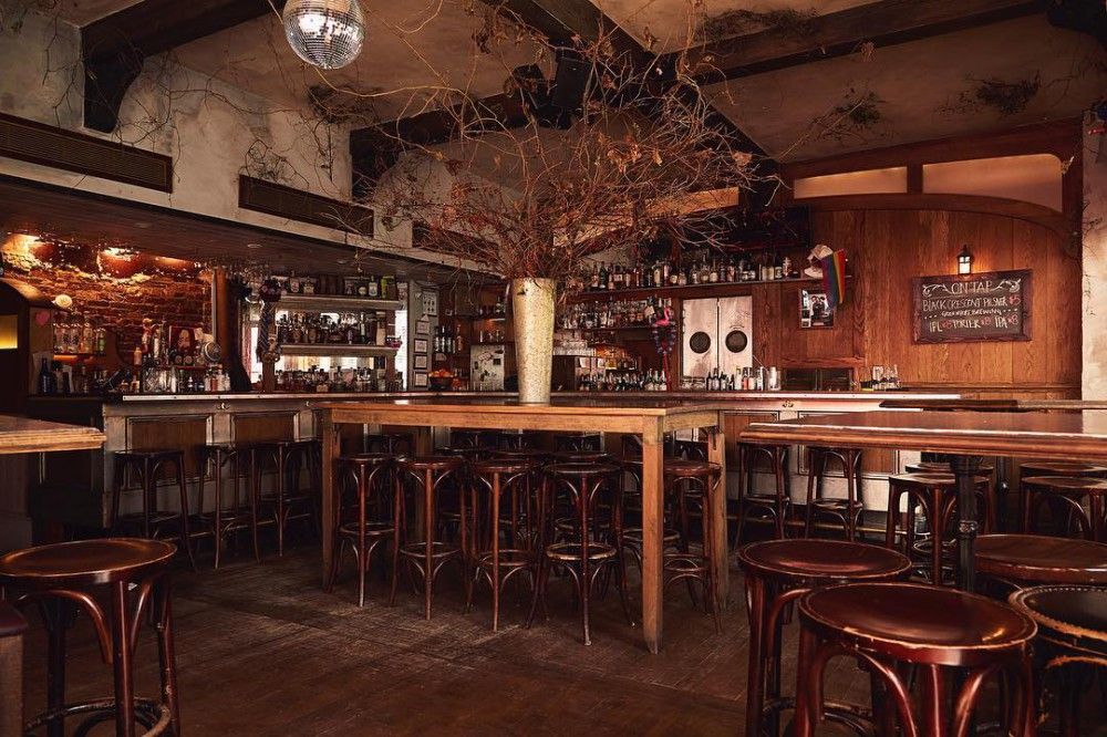 black crescent bar manhattan party venue nyc