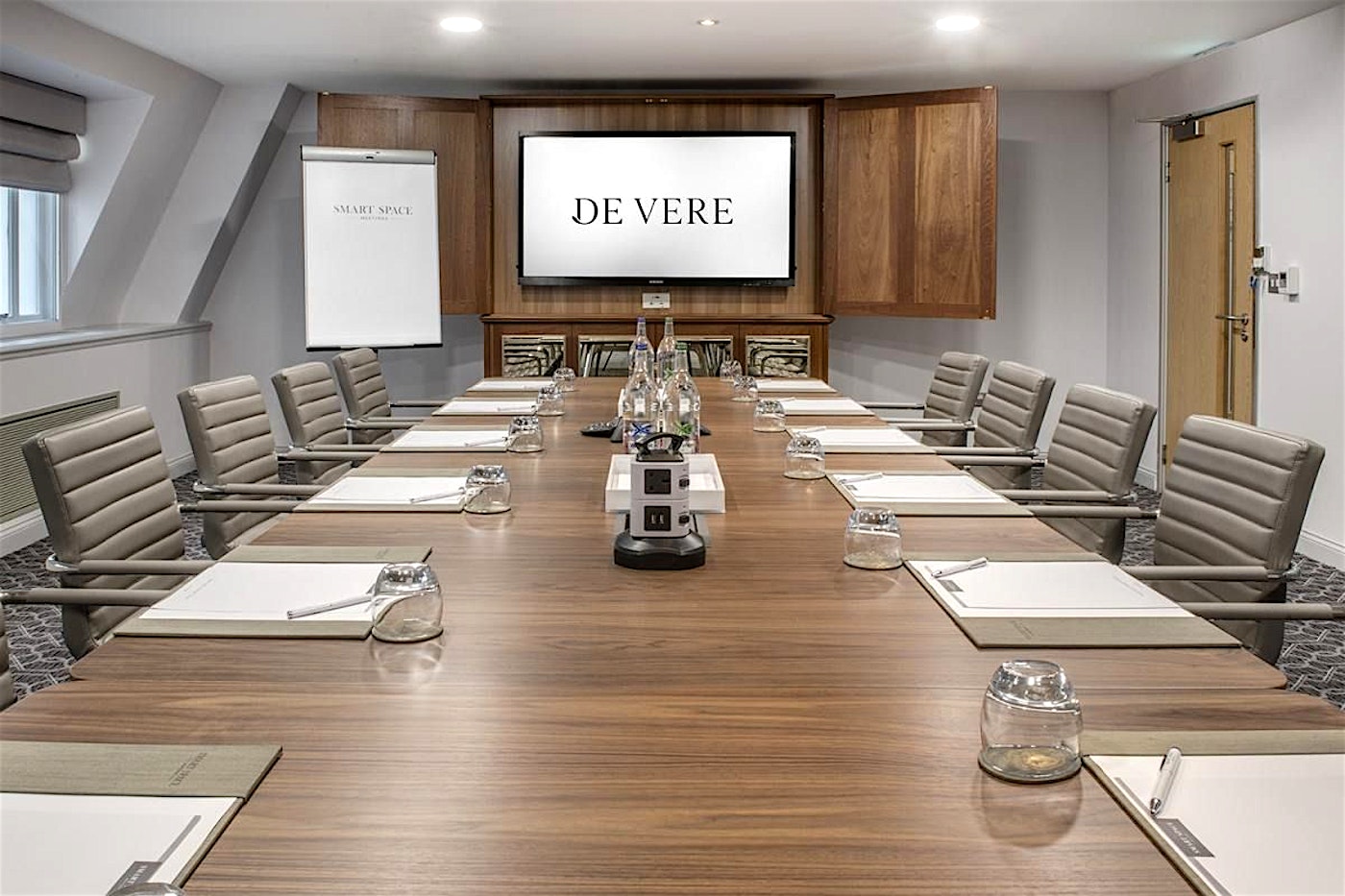 de vere grand connaught rooms west end meeting room london