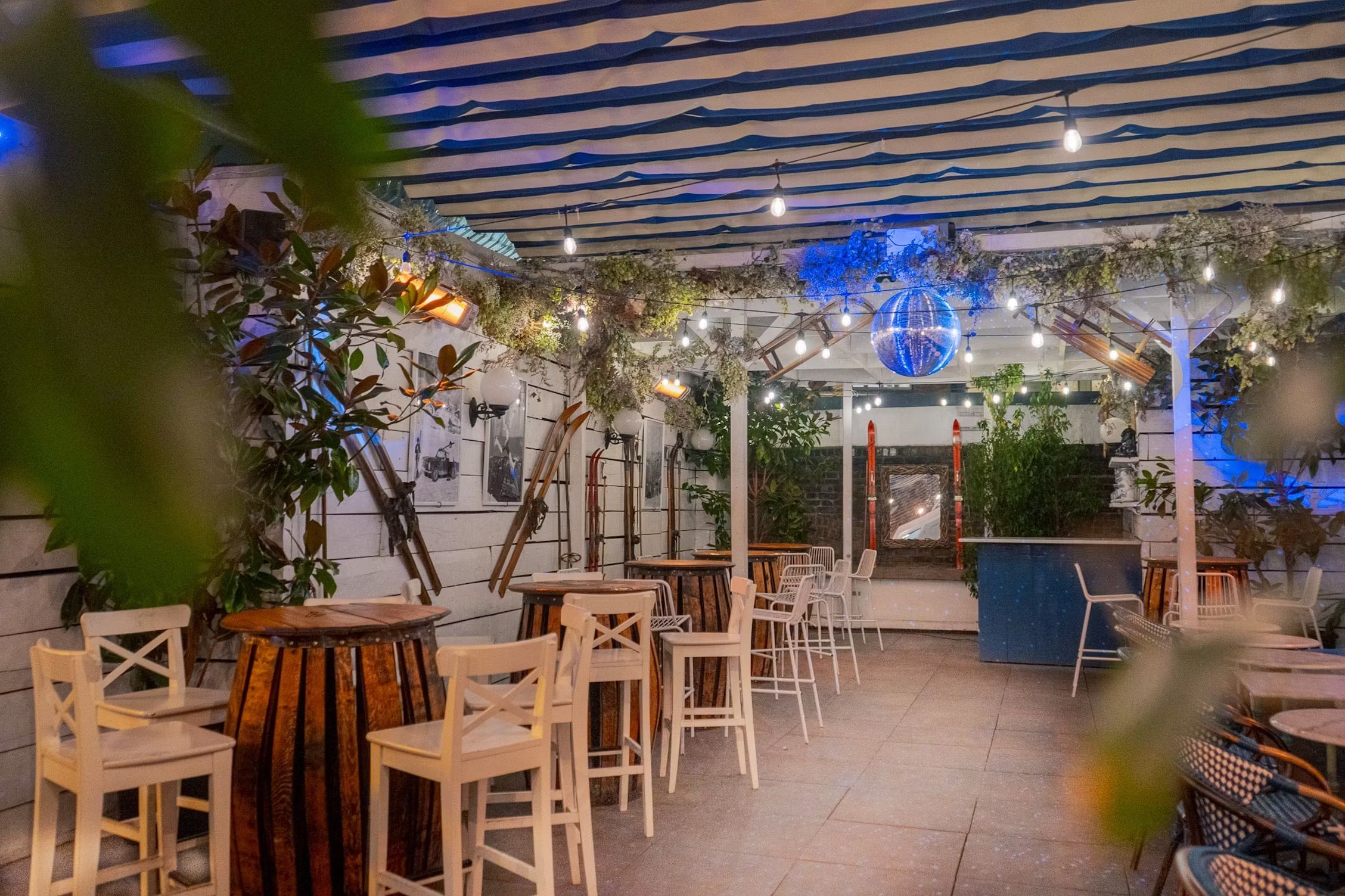 A laidback Christmas party south of the river: Bubba Oasis Clapham image 3