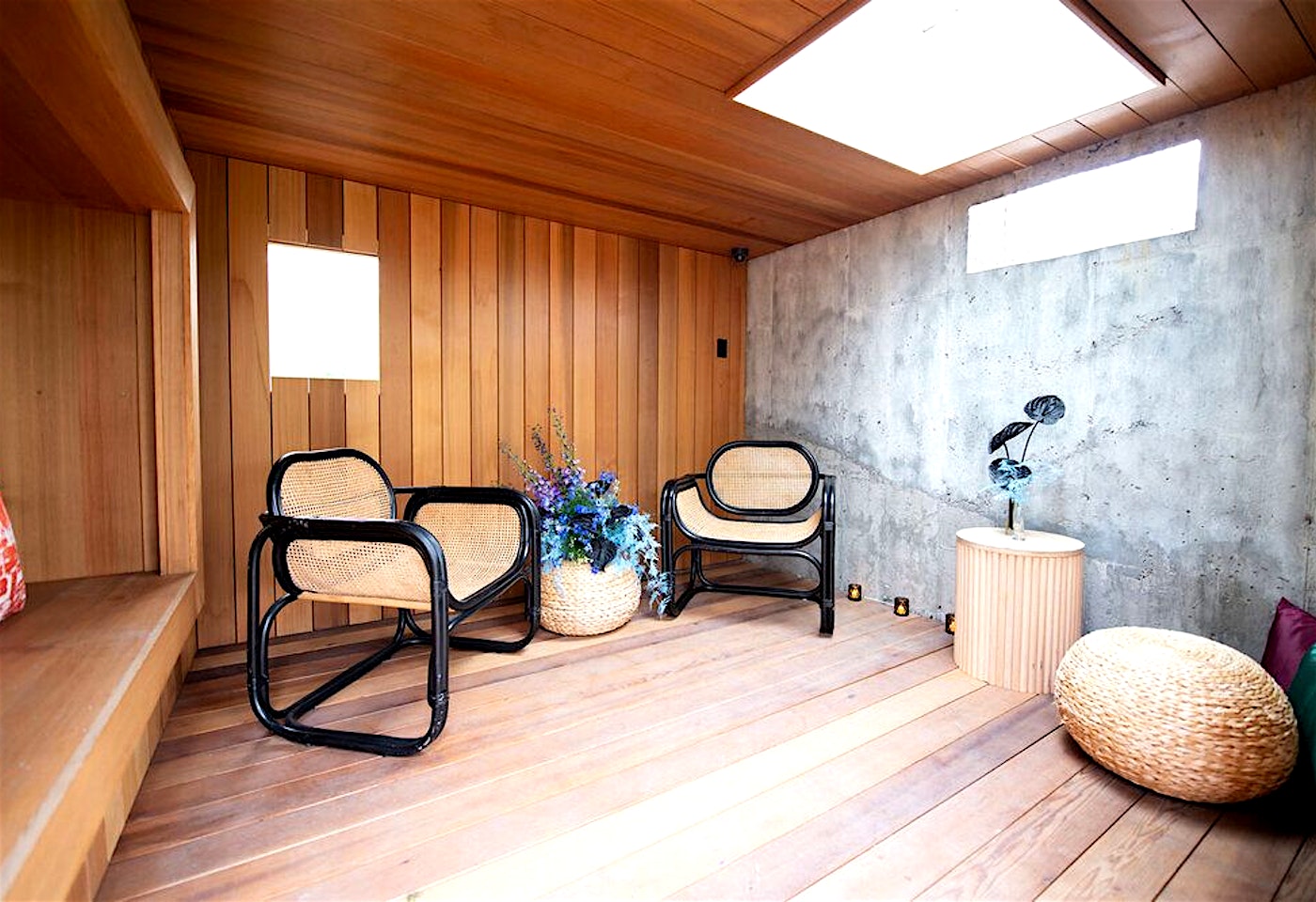 Escape to a botanical haven this holiday season: Carroll Hall image 2