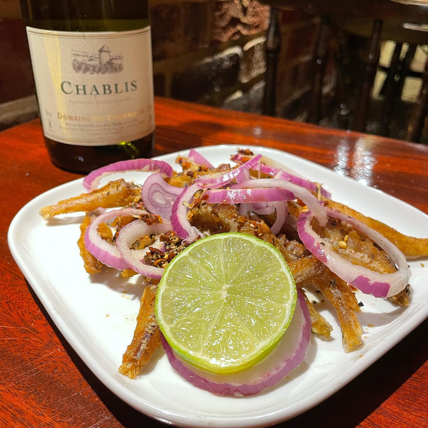 small plate and wine at cave kitchen and wine bar earls court london bar