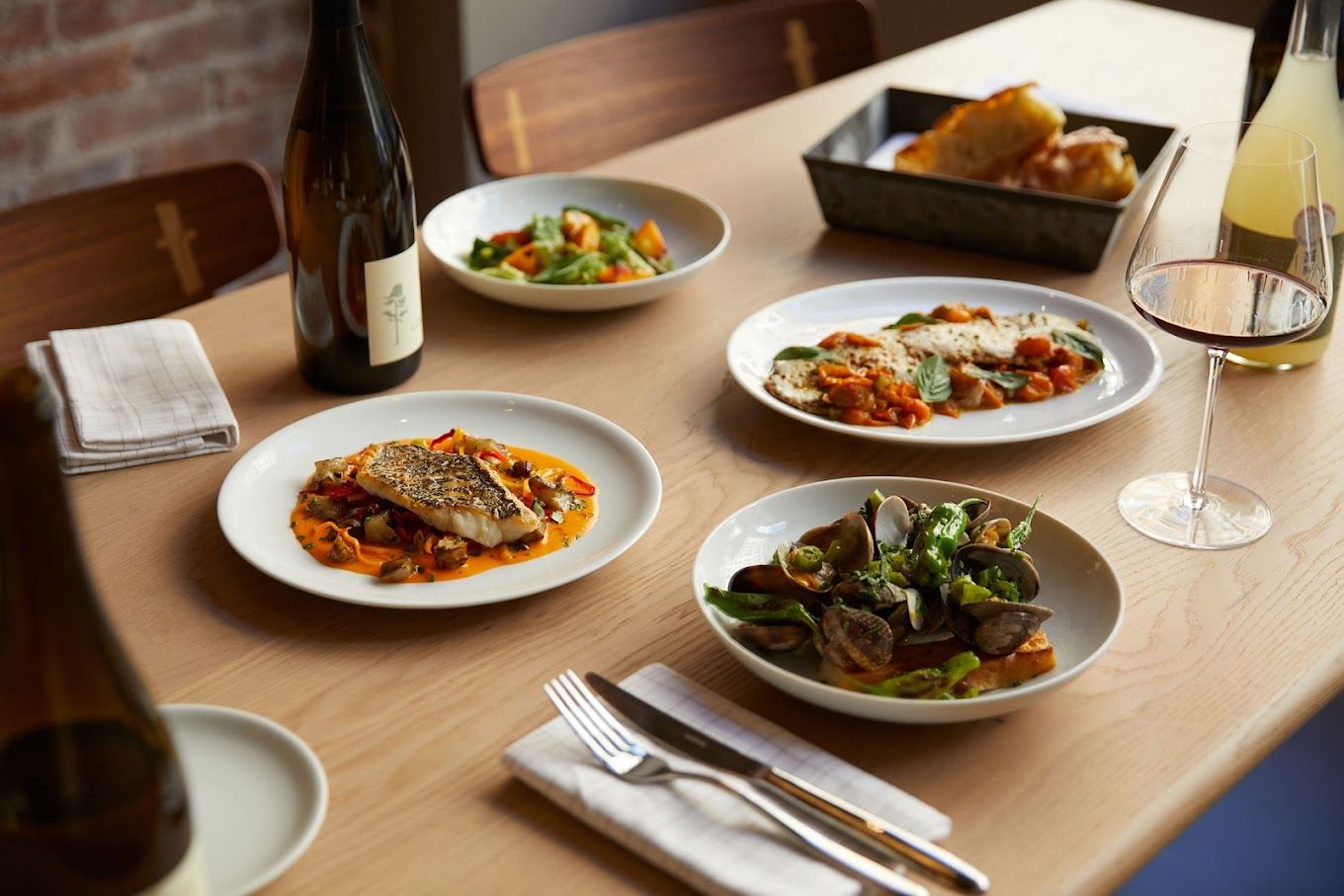 chamber brooklyn dinner party friendsgiving venues nyc