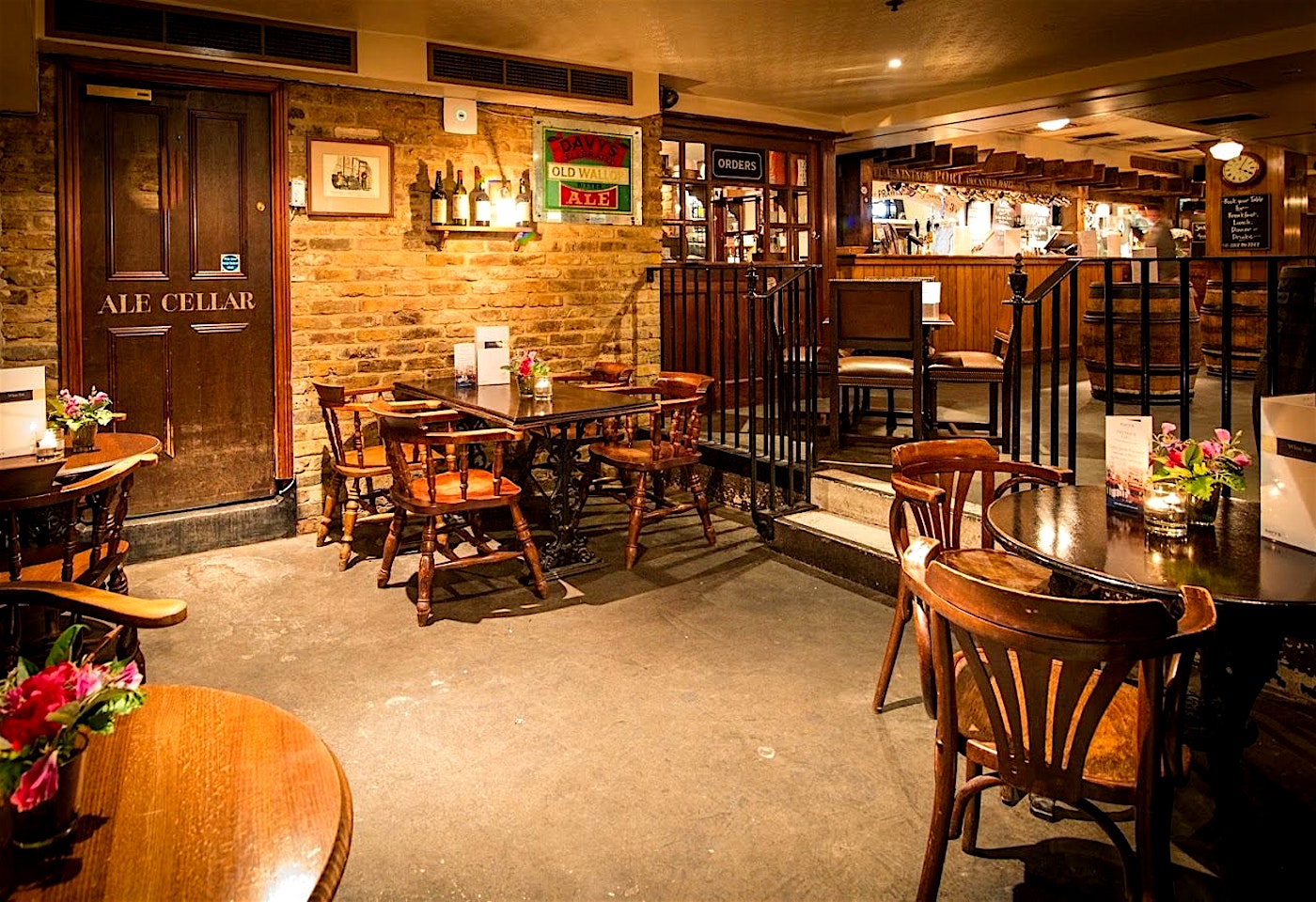 champagne charlies embankment wine bar london