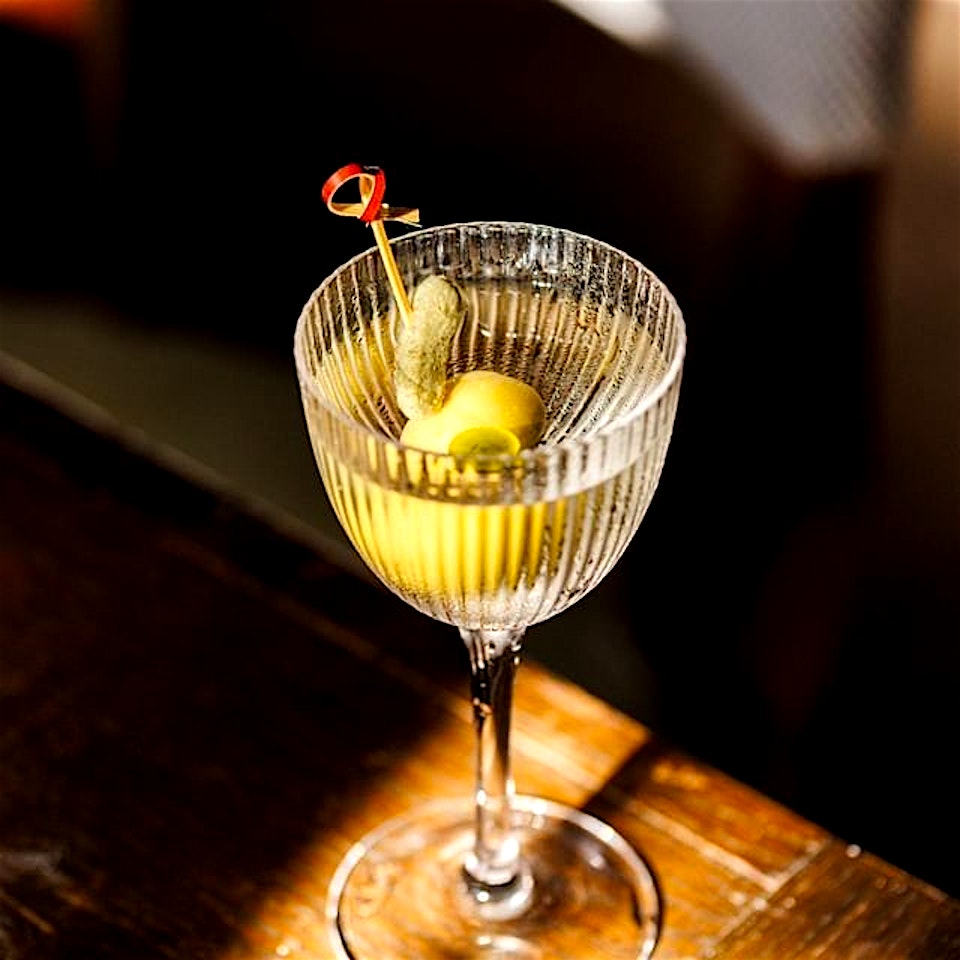 cocktail at the clarette marylebone bar london
