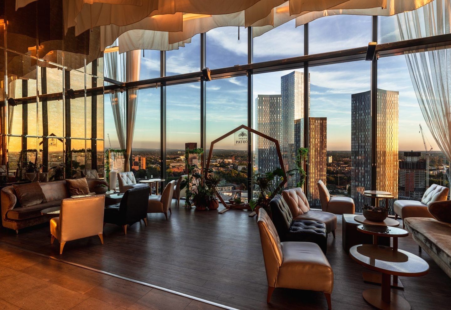 cloud 23 manchester rooftop bar