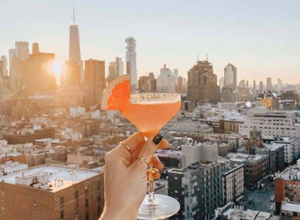 A Lower Manhattan summer party with unforgettable views and drinks: cloudM New York Bowery  image 3