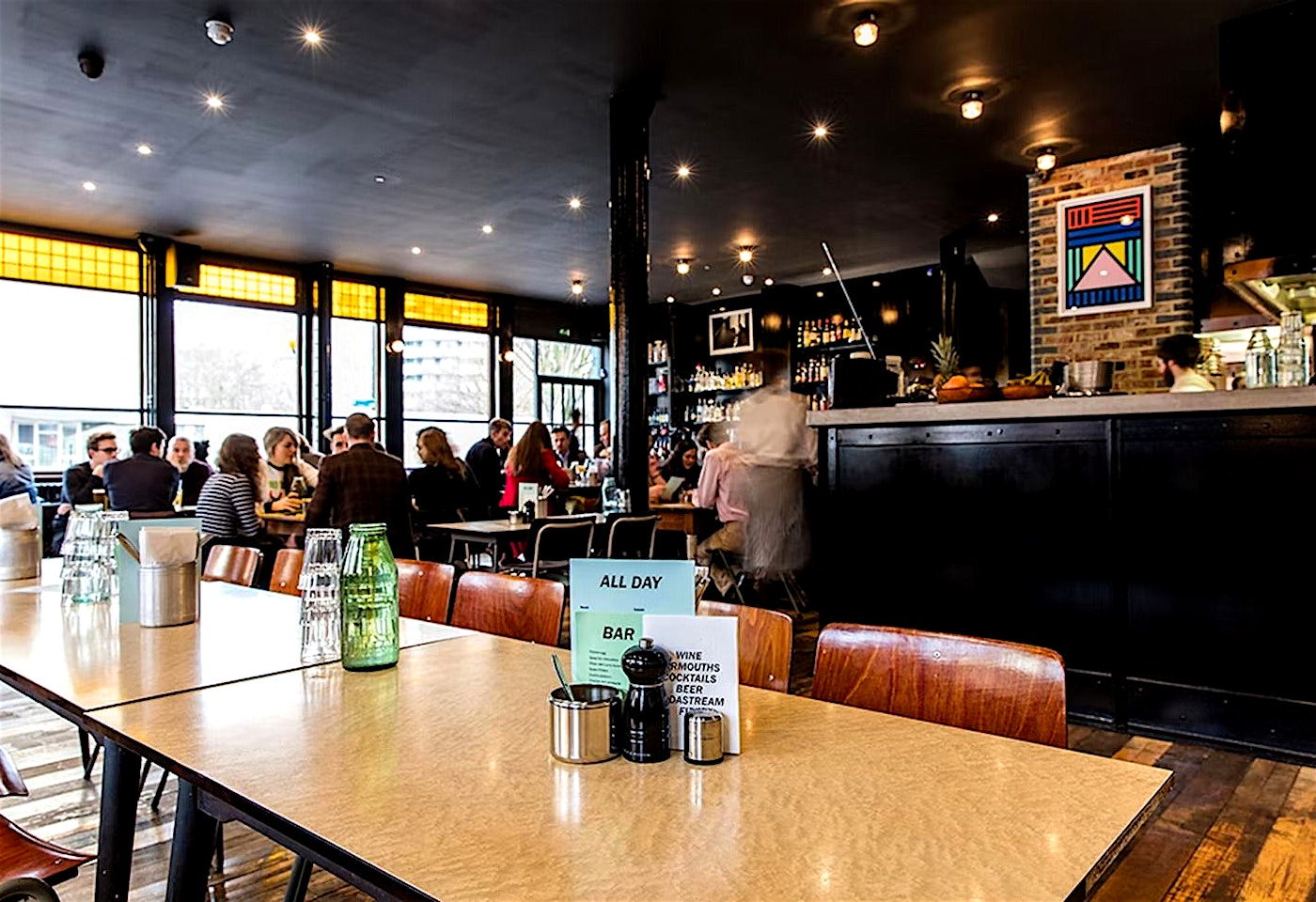 Get some coins ready and go to this bar in Farringdon: Coin Laundry image 2