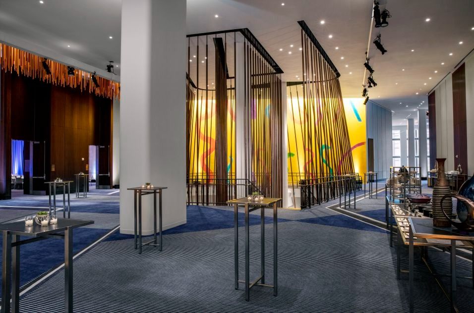  Classic Tribeca party spaces bathed in daylight: Conrad New York Downtown image 2