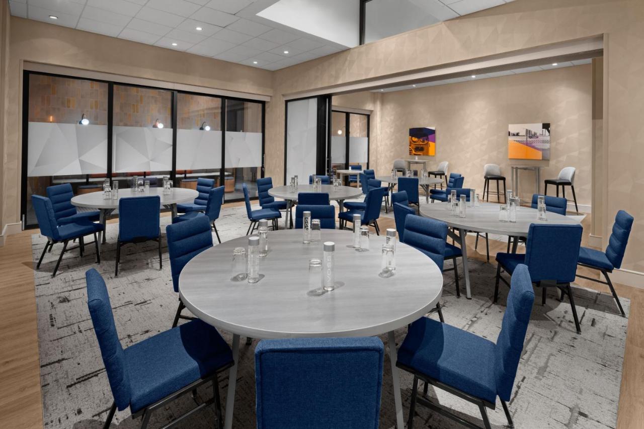 courtyard marriott world trade center area fidi conference venues