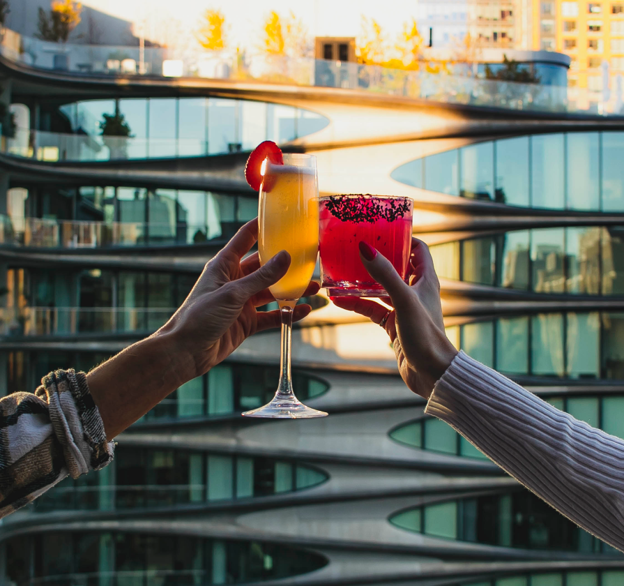 Costal over concrete for the summer: Creature's at Selina Rooftop  image 2