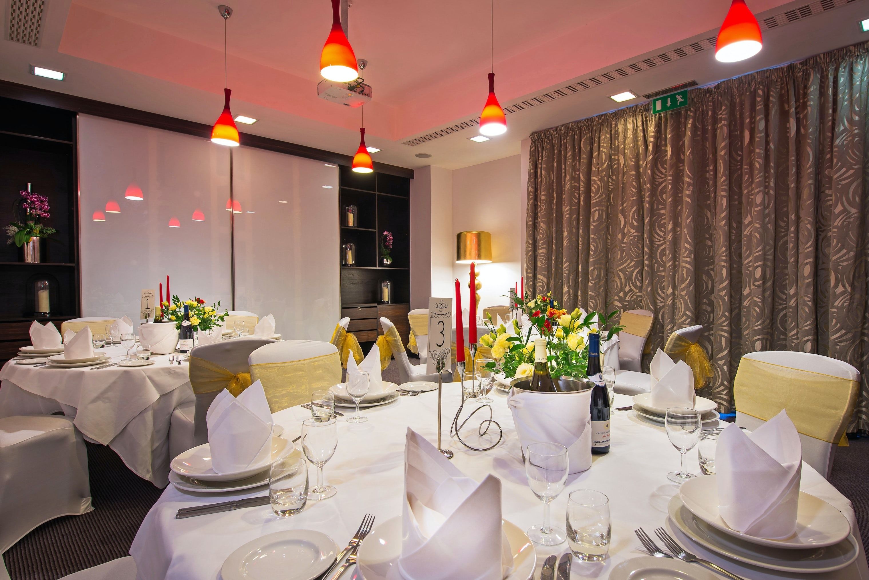 cromwell suite at the doubletree kensington in south kensington london