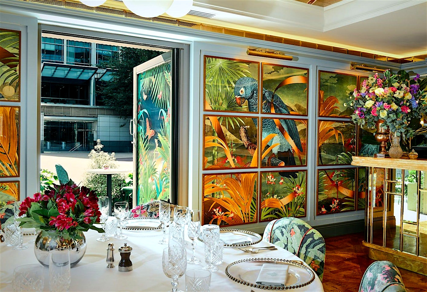 The Ivy in the Park Canary Wharf Butterfly Room Canary Wharf Christmas Party