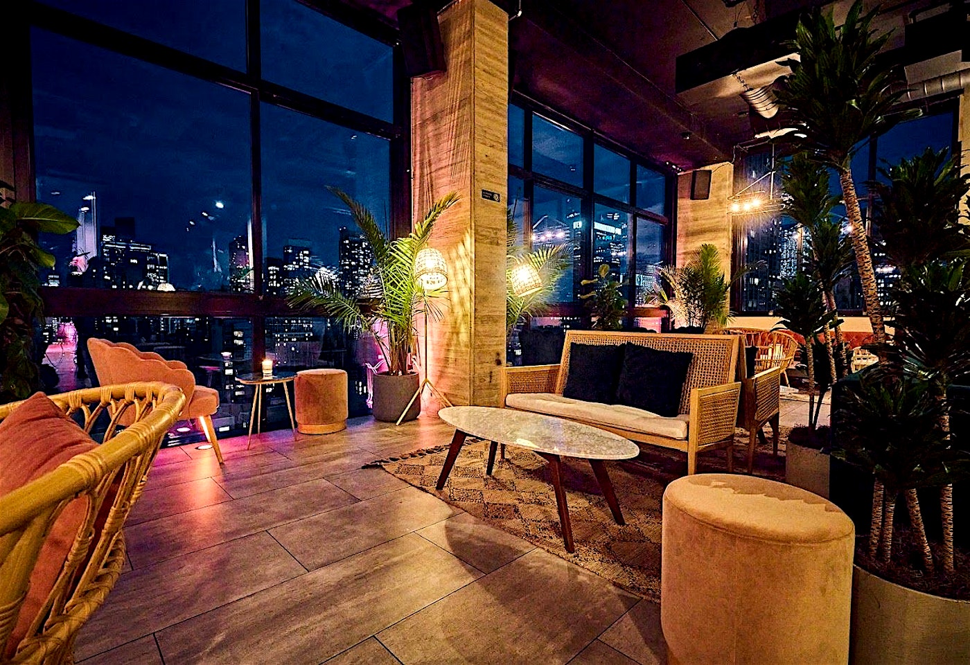 A leafy metro-bohemian Manhattan rooftop bar: Daintree image 2