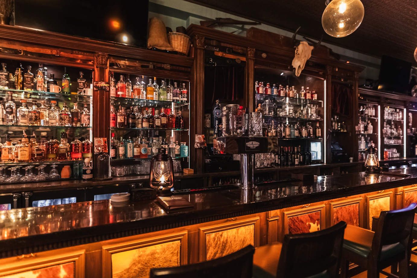 daisy dukes fidi financial district best bars nyc 