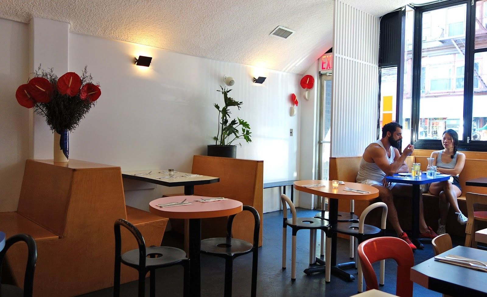 A LES ultra-hip birthday restaurant: Dimes image 3