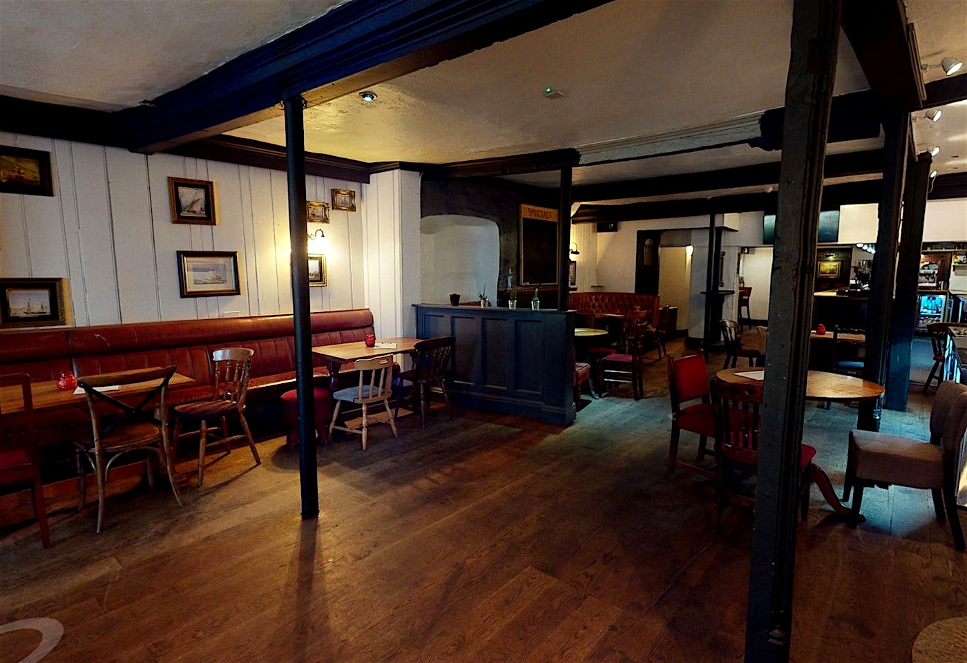 The Famous Royal Navy Volunteer Pub