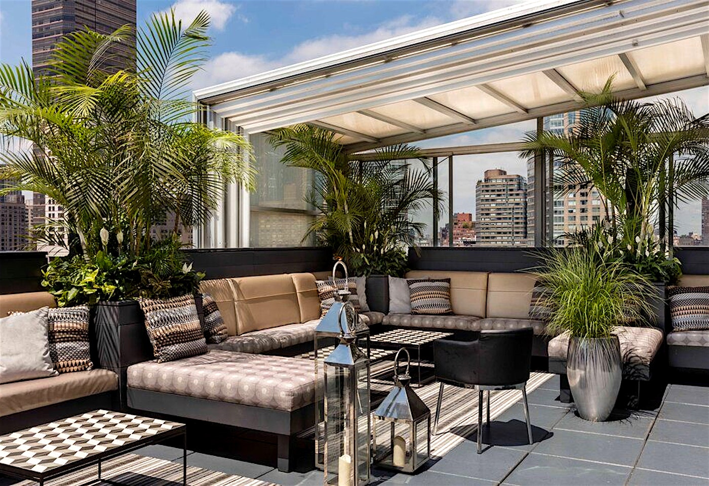 Gossip Girl-esque luxury on this Manhattan rooftop: Empire Rooftop image 3