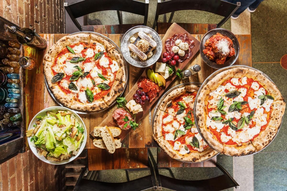 Pizza and golden hour views: Fornino at Pier 6  image 2