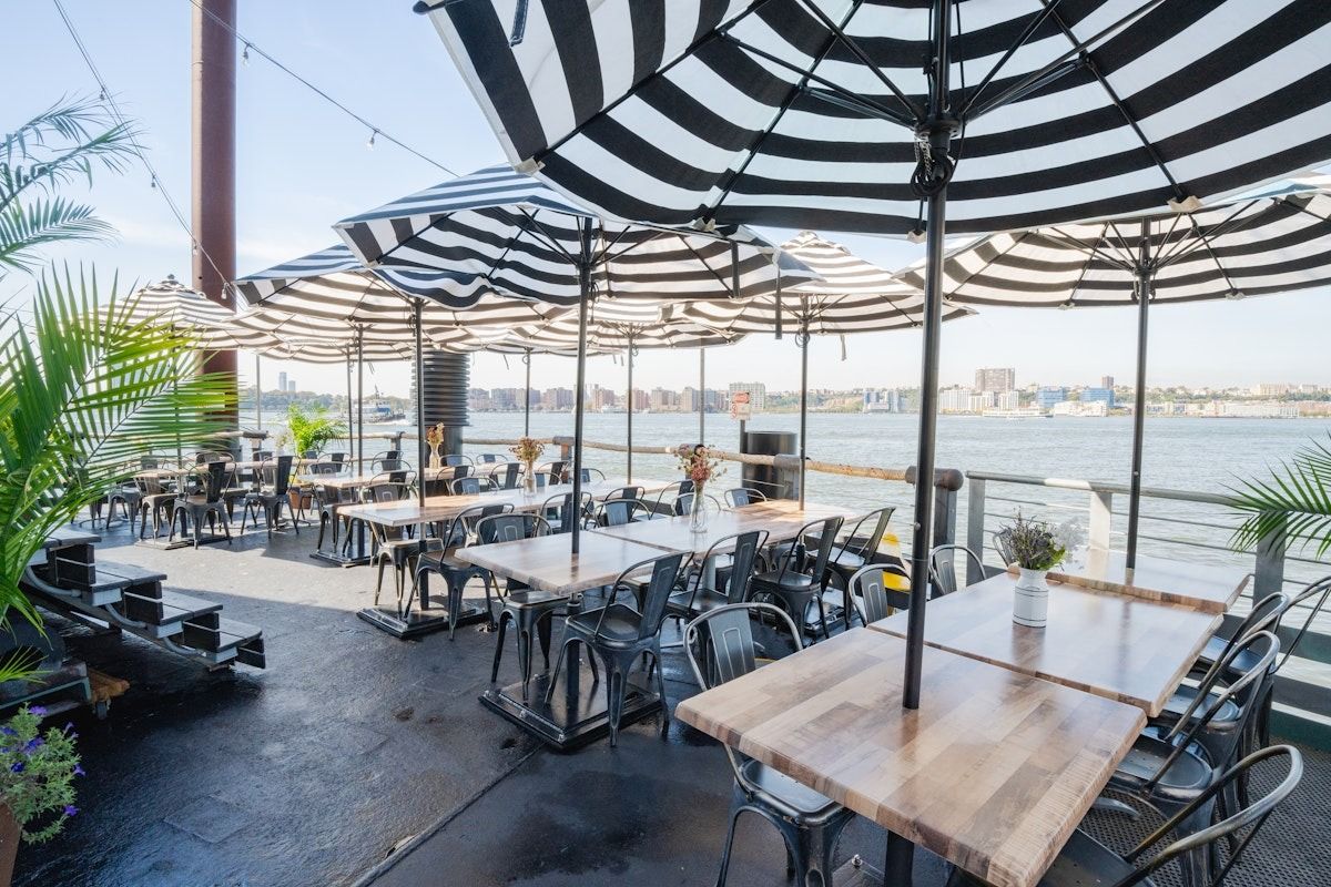 Sunset views across the Hudson: Frying Pan image 3