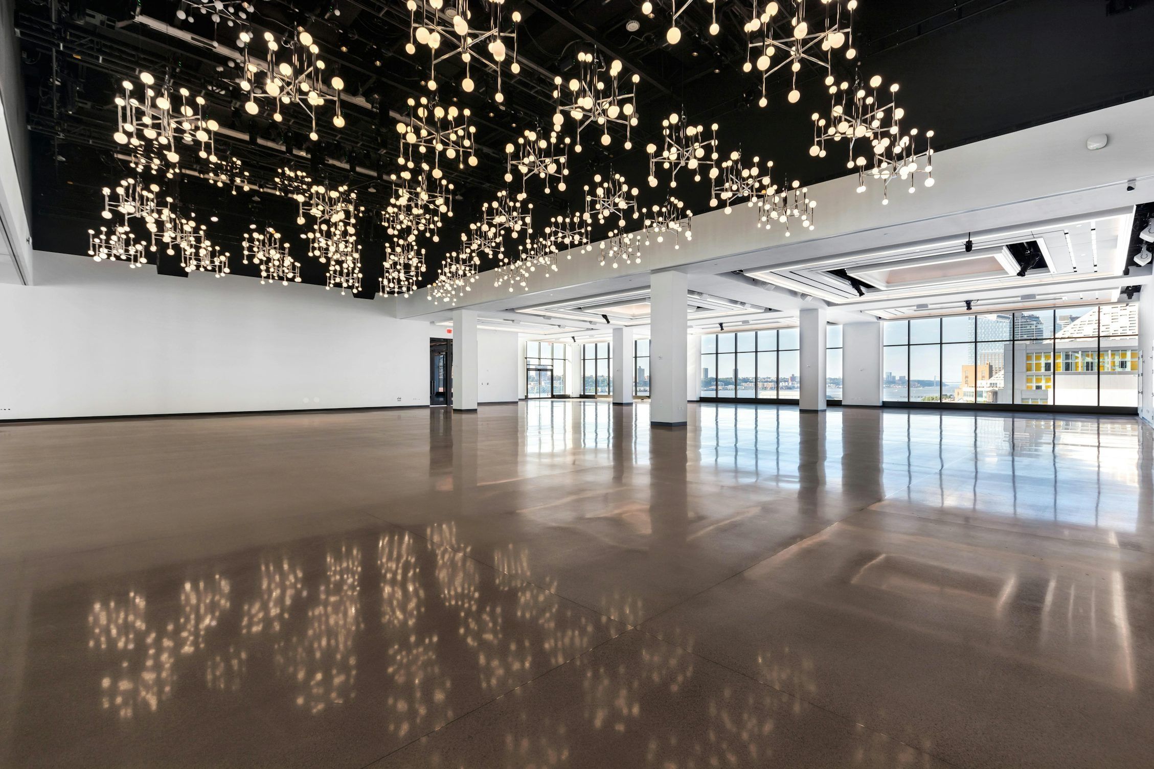 For conventions with a modern flair: The Glasshouse1